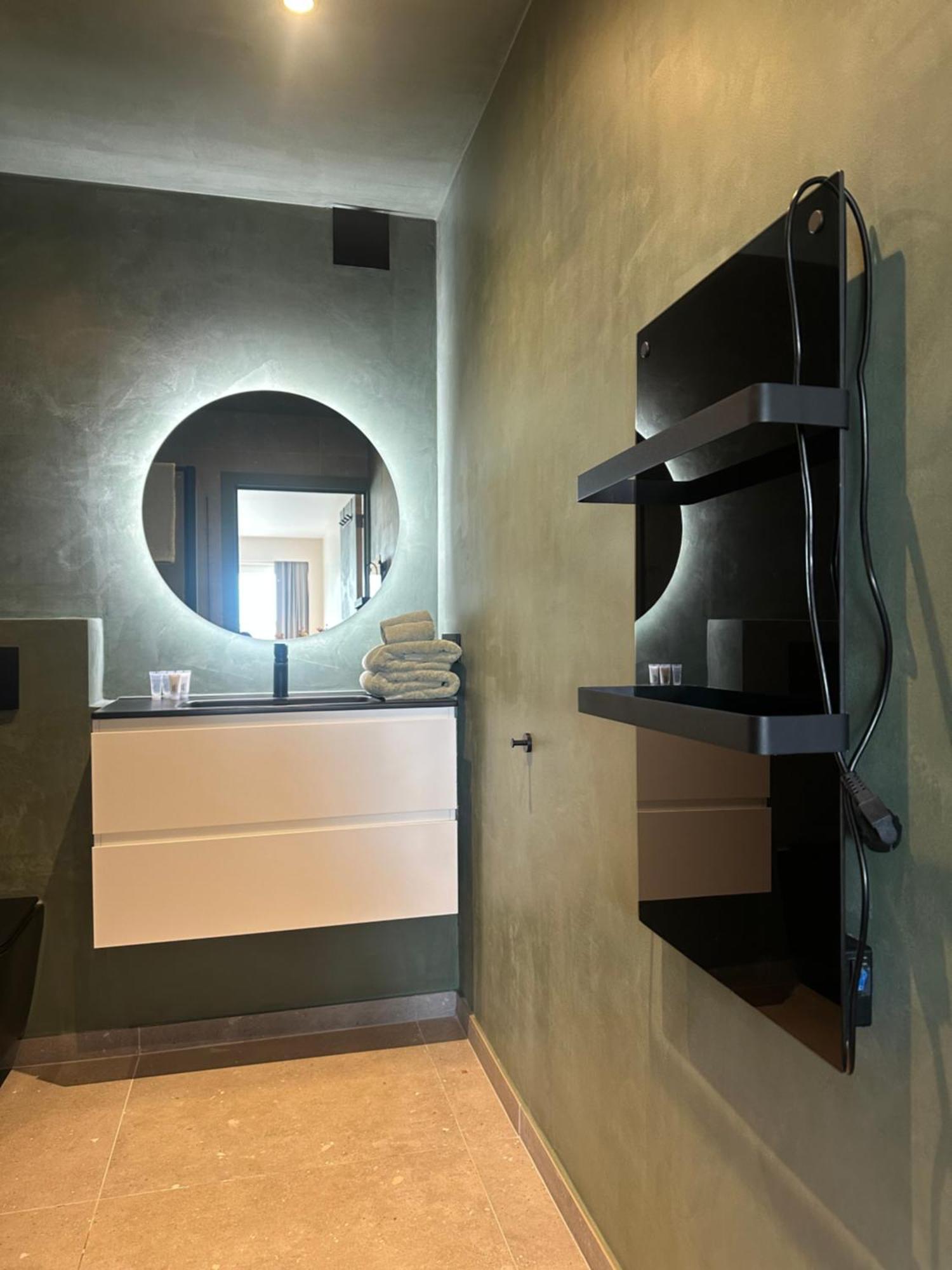 Studio By Aimee - 20M From The Beach & In City Centre! Ostende Extérieur photo